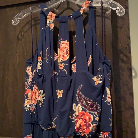 Maxi dress NWT - Picture 3 of 6